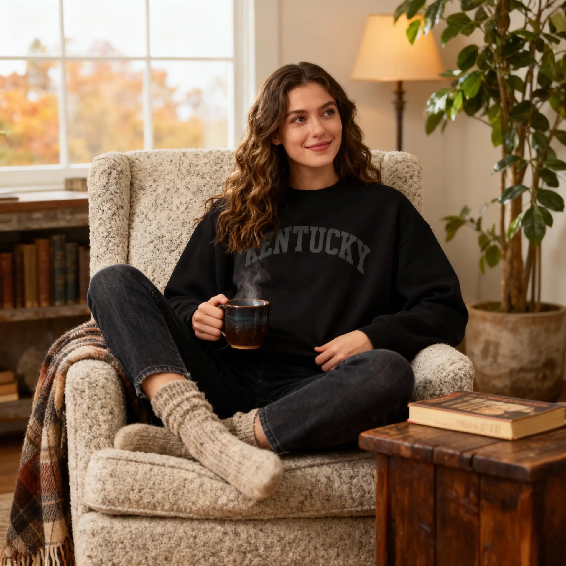 Kentucky Oversized Sweatshirt | Arched Block Letter Design - Bluegrass Elite Apparel LLC